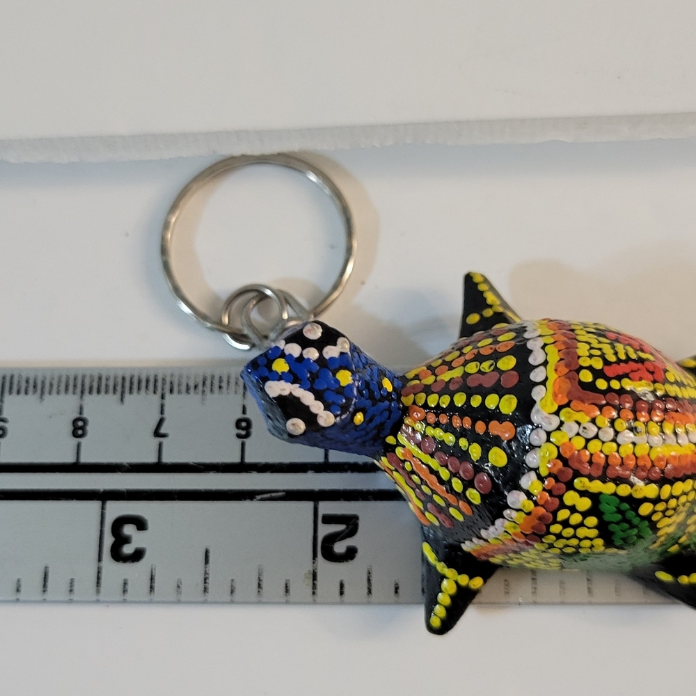 Hand Crafted Painted Turtle Keychain - Picture 4 of 5